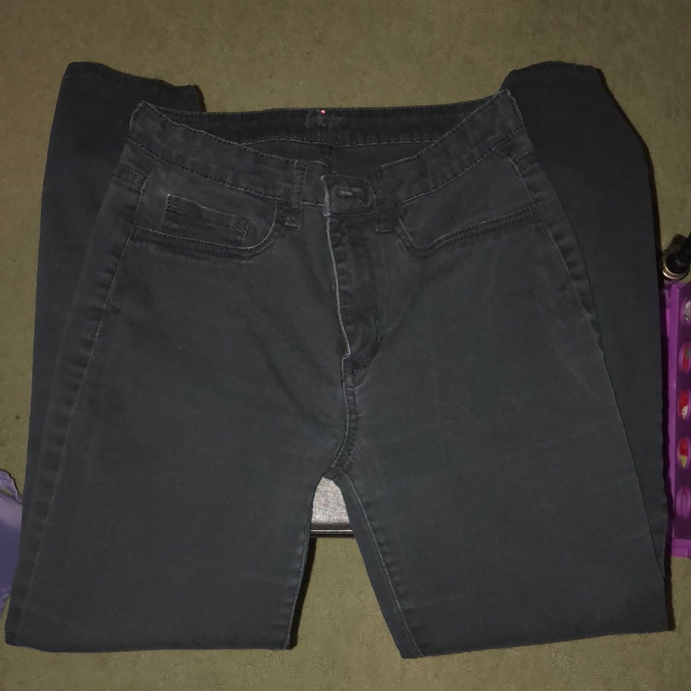 black skinny jeans :)